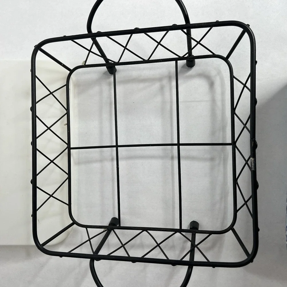 Temptations By Tara Old World Blue Casserole Dish Trivet Cooling Rack Lid 2 Qt‎